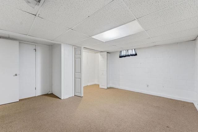 409 25th Avenue, East Moline, IL 61244