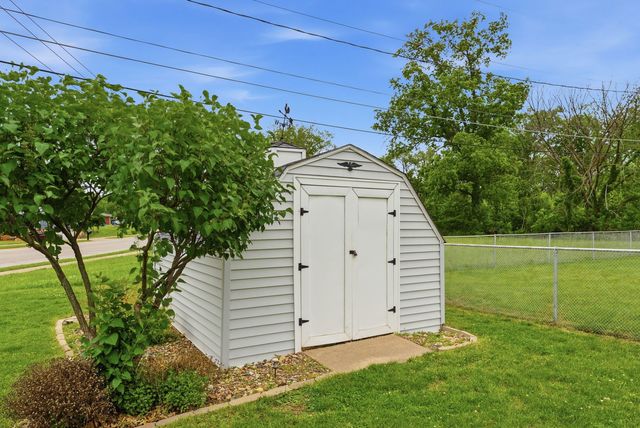 409 25th Avenue, East Moline, IL 61244
