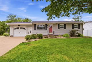 409 25th Avenue, East Moline, IL 61244