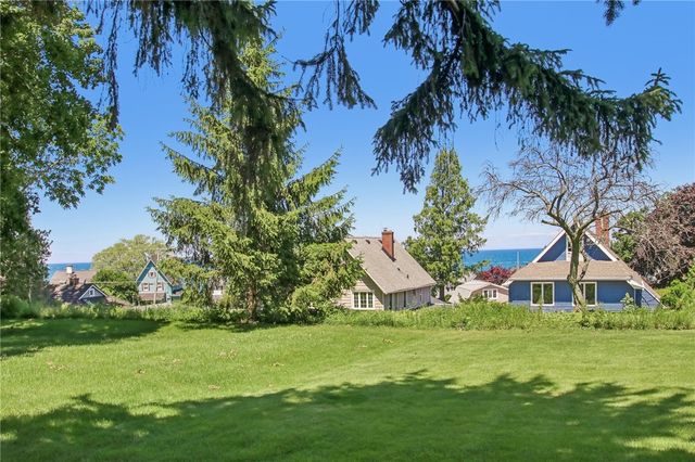 536 Lake Road, Webster, NY 14580