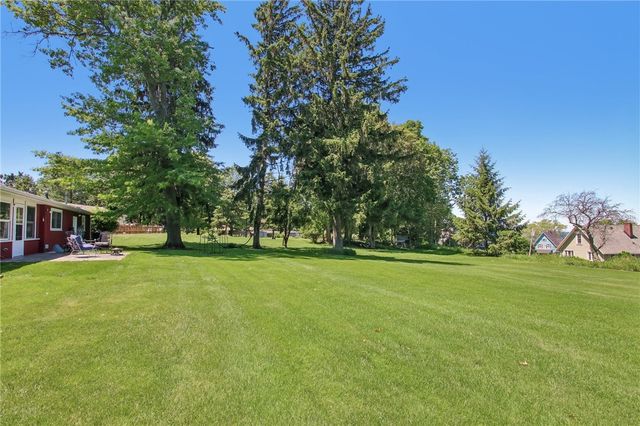 536 Lake Road, Webster, NY 14580