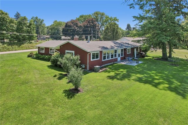 536 Lake Road, Webster, NY 14580
