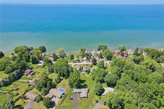 536 Lake Road, Webster, NY 14580