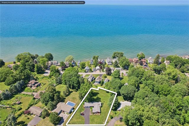 536 Lake Road, Webster, NY 14580