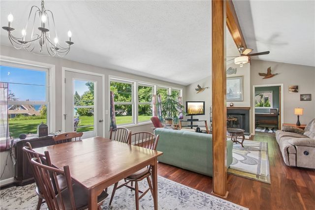 536 Lake Road, Webster, NY 14580