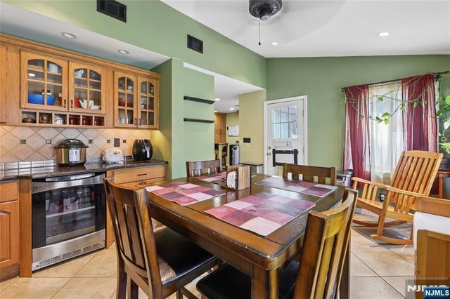 53 Yahara Avenue, Rutherford, NJ 07070