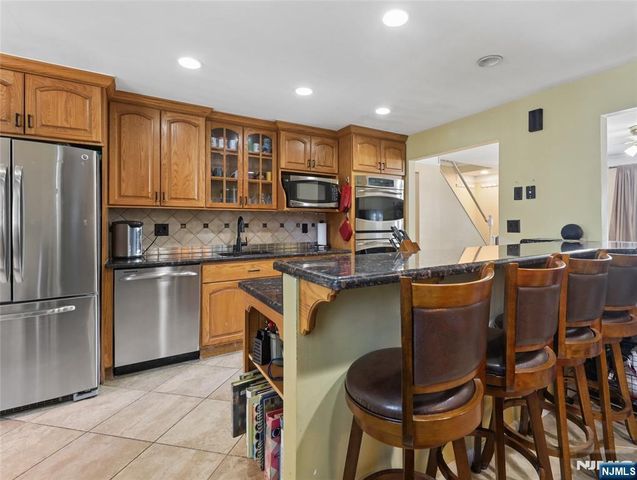 53 Yahara Avenue, Rutherford, NJ 07070