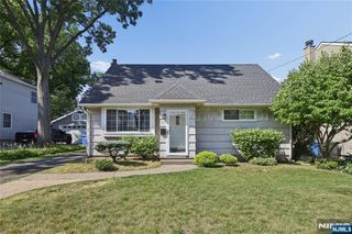 53 Yahara Avenue, Rutherford, NJ 07070