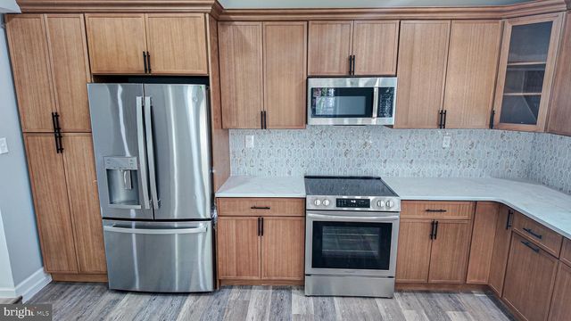 9330 ACADEMY RD, Philadelphia, PA 19114