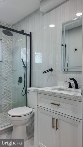 9330 ACADEMY RD, Philadelphia, PA 19114