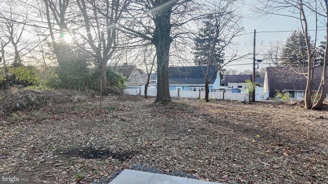 9330 ACADEMY RD, Philadelphia, PA 19114