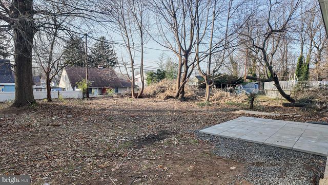 9330 ACADEMY RD, Philadelphia, PA 19114