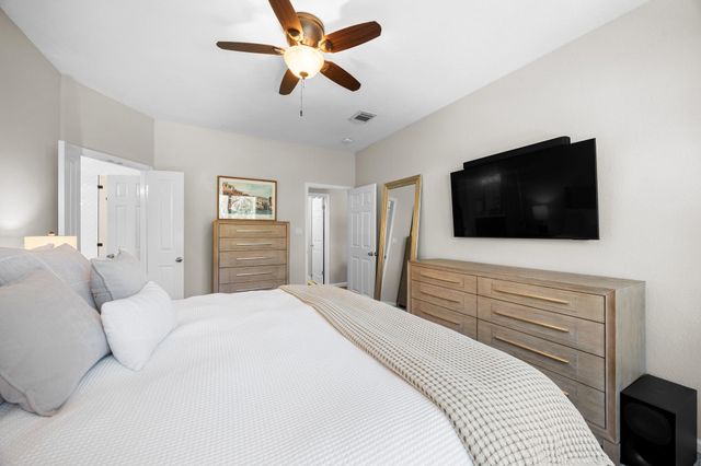 17041 Capri Isle LN, Austin, TX 78717