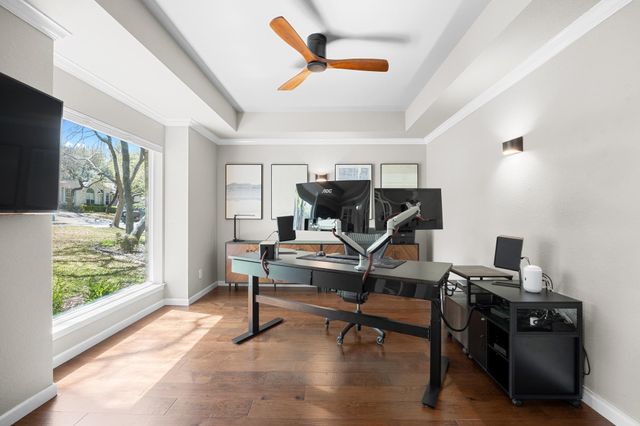 17041 Capri Isle LN, Austin, TX 78717