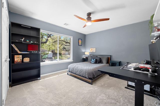 17041 Capri Isle LN, Austin, TX 78717