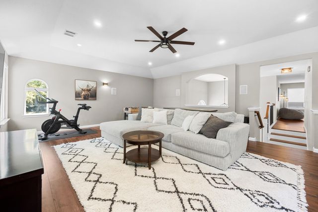 17041 Capri Isle LN, Austin, TX 78717