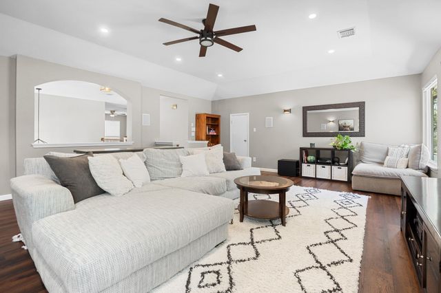 17041 Capri Isle LN, Austin, TX 78717