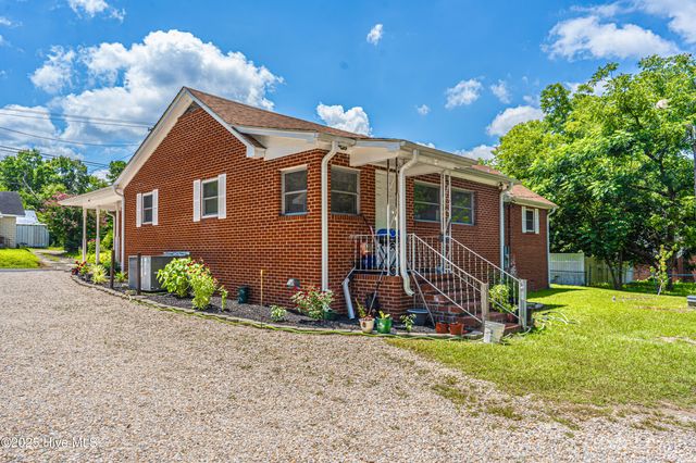 109 Entwistle 3rd Street, Rockingham, NC 28379