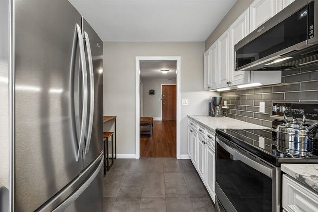 131 Sewall Ave 49, Brookline, MA 02446