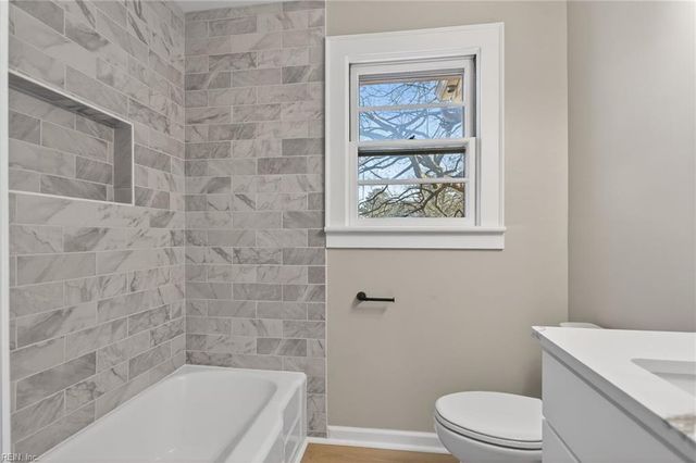 305 Bobby Jones DR, Portsmouth, VA 23701