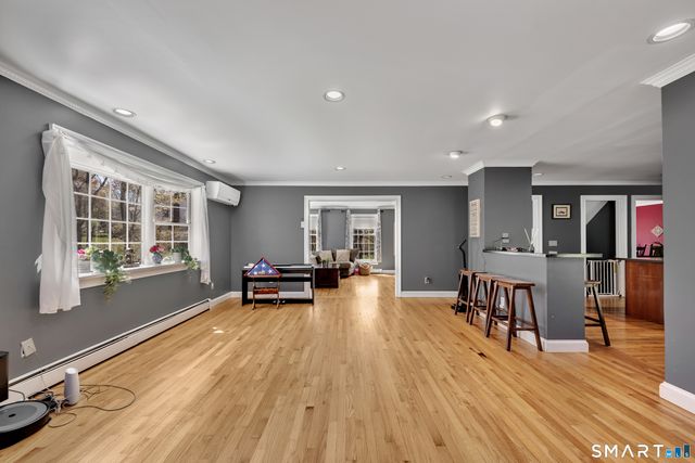 14 Myra Lane, Burlington, CT 06013