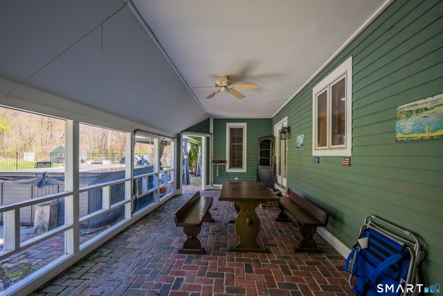 14 Myra Lane, Burlington, CT 06013