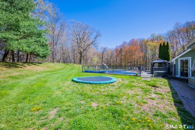 14 Myra Lane, Burlington, CT 06013