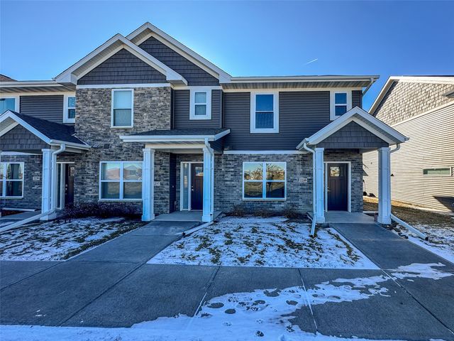 2239 Saint Andrews Drive, North Liberty, IA 52317