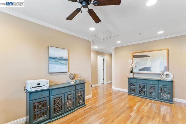 2577 8th St, Livermore, CA 94550