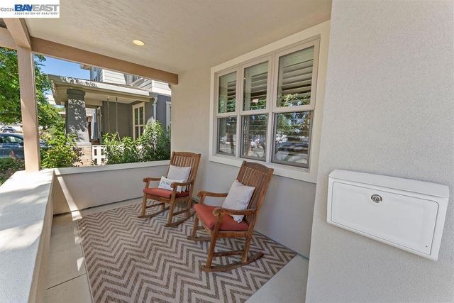 2577 8th St, Livermore, CA 94550