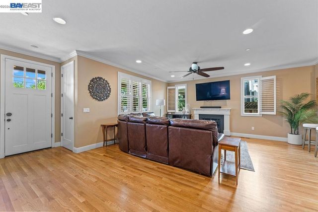 2577 8th St, Livermore, CA 94550
