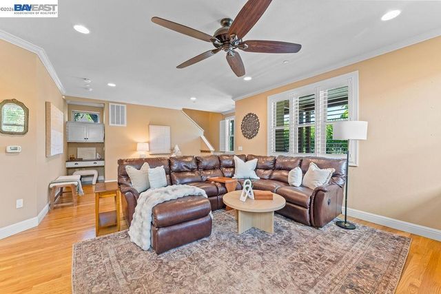 2577 8th St, Livermore, CA 94550