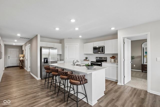 1216 Phillips Drive, Greenfield, IN 46140