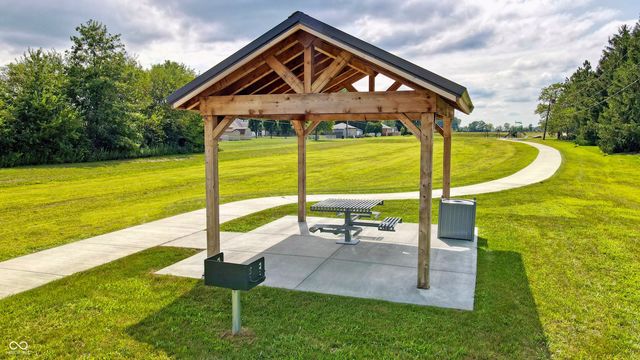 1216 Phillips Drive, Greenfield, IN 46140