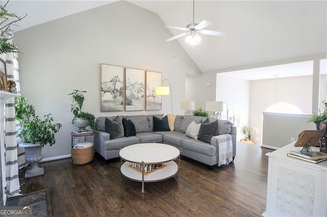 118 St Ann Circle, Dallas, GA 30157