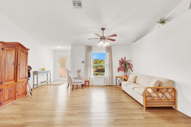 18019 43rd Road N, Loxahatchee, FL 33470