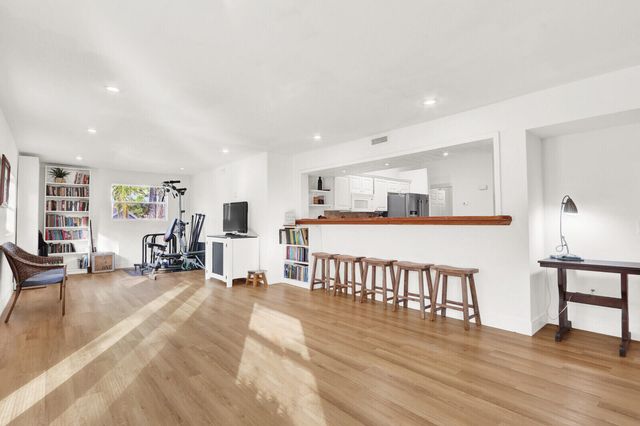 18019 43rd Road N, Loxahatchee, FL 33470