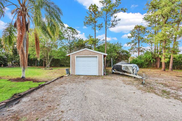 18019 43rd Road N, Loxahatchee, FL 33470