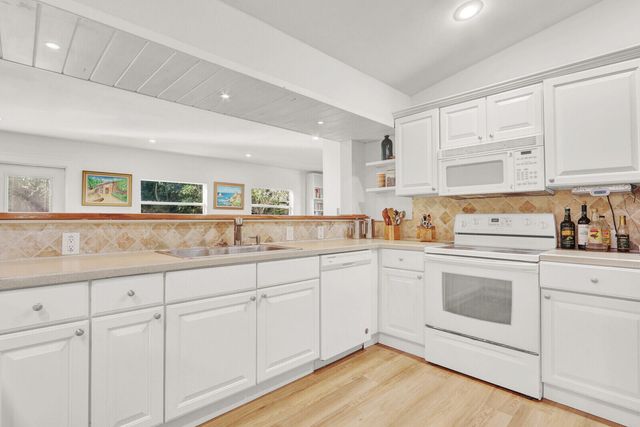 18019 43rd Road N, Loxahatchee, FL 33470