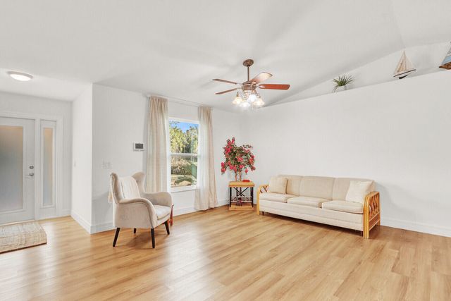 18019 43rd Road N, Loxahatchee, FL 33470