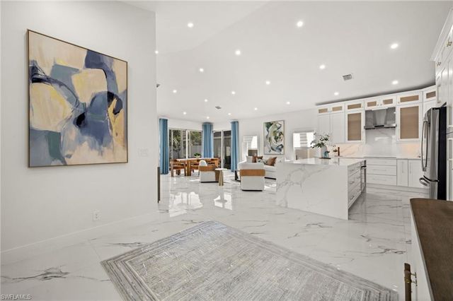 1046 Silverstrand DR, Naples, FL 34110