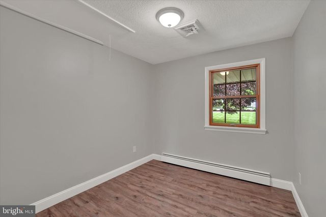 2720 FREYSVILLE RD, Red Lion, PA 17356