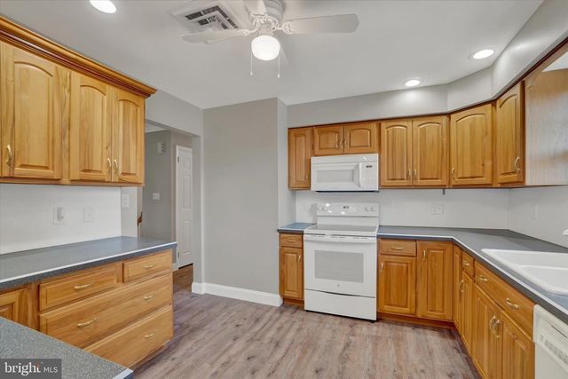 2720 FREYSVILLE RD, Red Lion, PA 17356