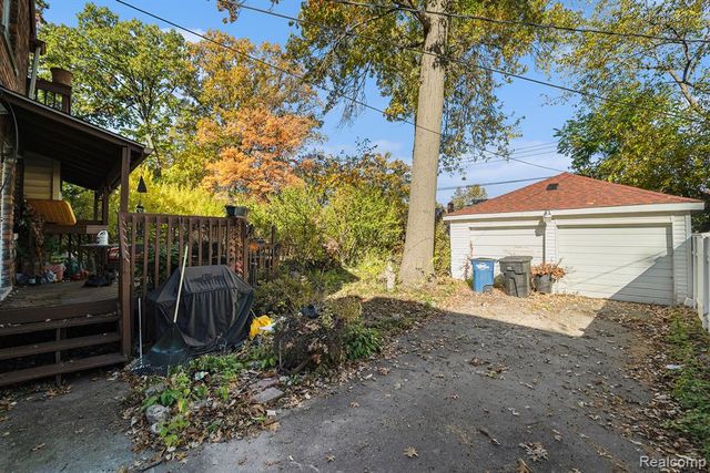 2548 Woodstock Drive, Detroit, MI 48203