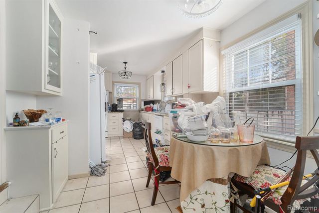 2548 Woodstock Drive, Detroit, MI 48203