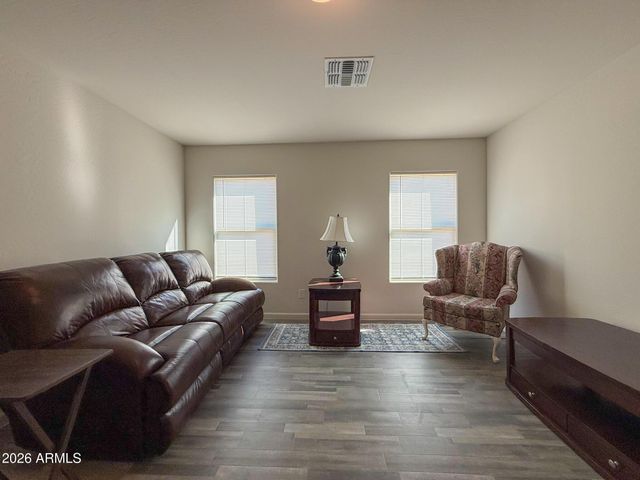 1209 W Seagoe Avenue, Coolidge, AZ 85128