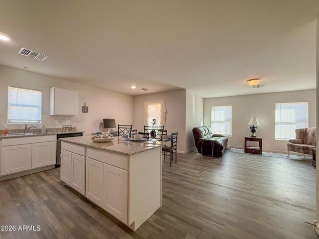 1209 W Seagoe Avenue, Coolidge, AZ 85128