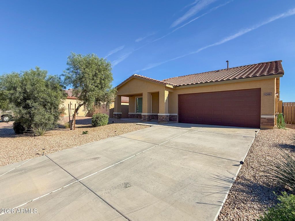 1209 W Seagoe Avenue, Coolidge, AZ 85128