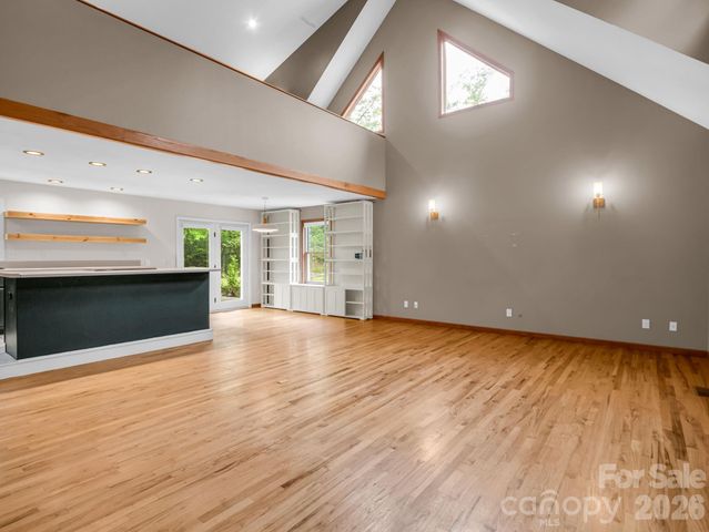 180 Canaday Drive, Brevard, NC 28712
