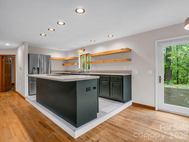 180 Canaday Drive, Brevard, NC 28712